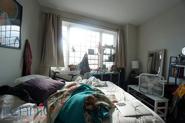 Rented by Rennit Inc. | media 24