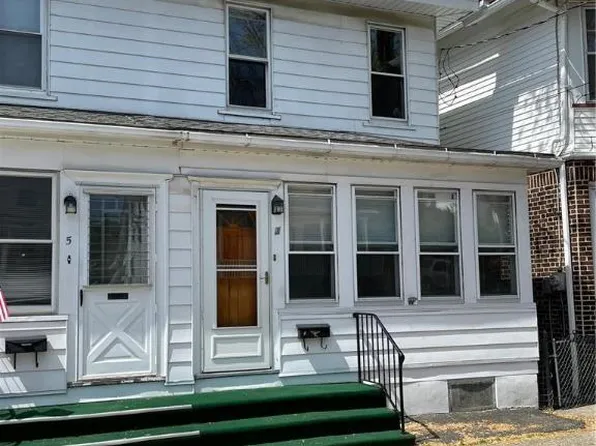 3 W Abbott St, Lansford, PA 18232