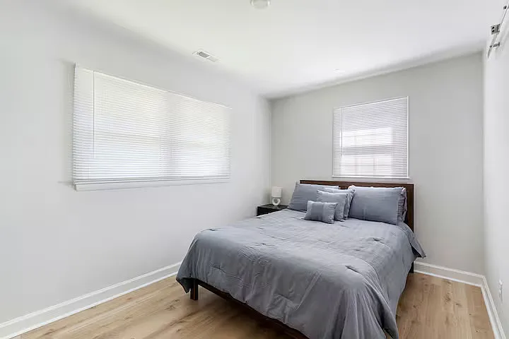 2726 Milburnie Rd — Photo 7