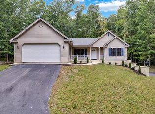 1732 Huckleberry Rd, Monterey, TN 38574