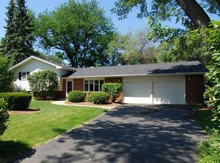 360 S Ott Ave, Glen Ellyn, IL 60137