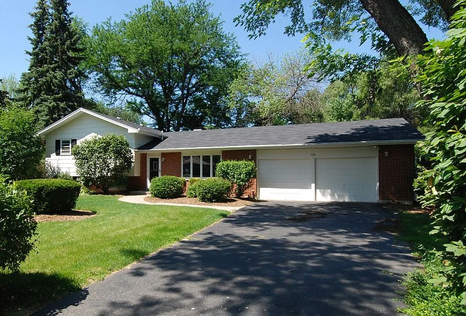 360 S Ott Ave photo 1