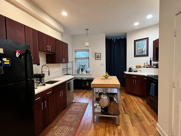 338 E Federal St — Photo 3