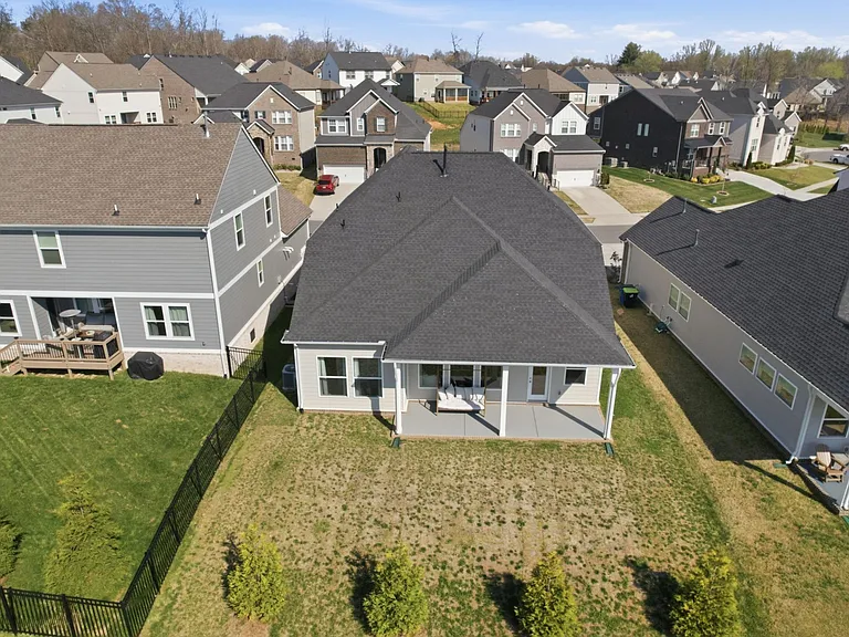 507 Stinson Ct — Photo 48