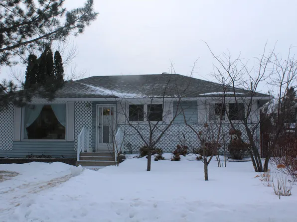 12432 134th St NW, Edmonton, AB T5L 1V2
