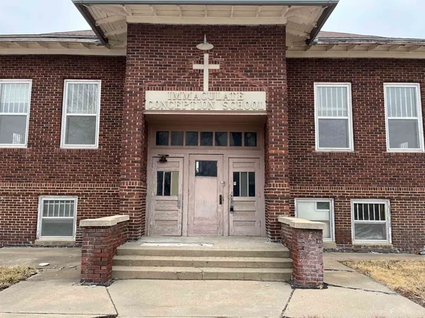 316 Main St, Claflin, KS 67525