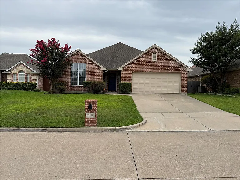 7341 Chambers Ln — Photo 12