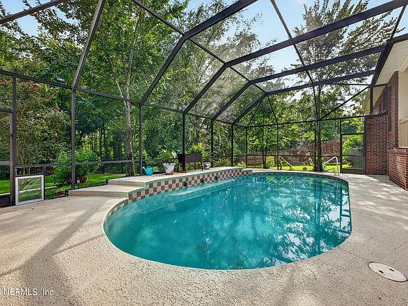 3rd image of 2125 BLUE HERON COVE