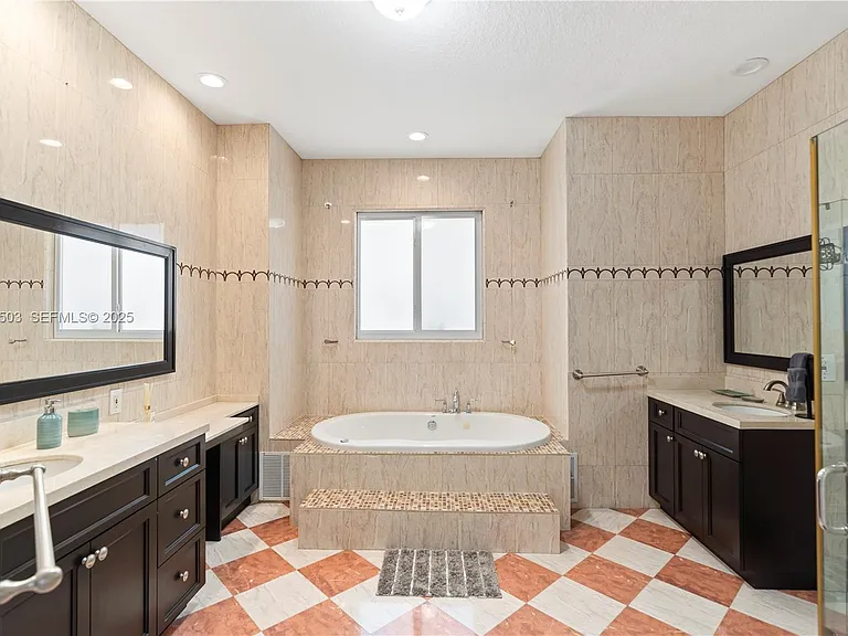 16601 SW 87th Ct — Photo 39