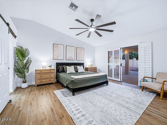 5th image of 3270 Desert Sage Dr