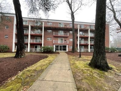65 Greentree Ln APT 47, Weymouth, MA, 02190