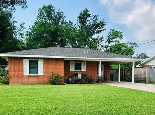 1217 Maria Dr, Sulphur, LA 70663