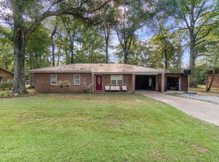 147 Tara Ln, Lucedale, MS 39452