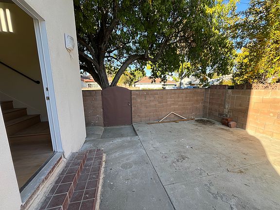 3rd image of 7324 Oso Ave