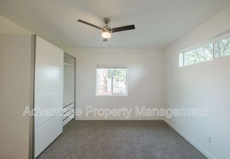 2190 SE Marion St — Photo 38