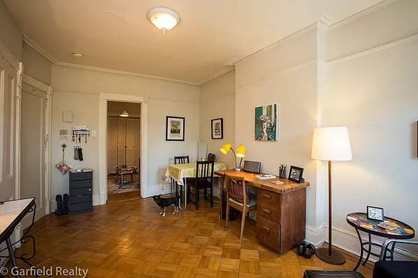 Rented by Garfield Realty  | media 23