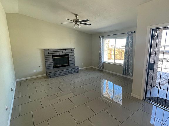 2nd image of 1220 Cabrillo Dr