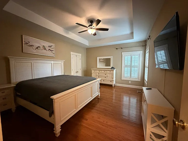 236 Ainsdale Dr — Photo 13