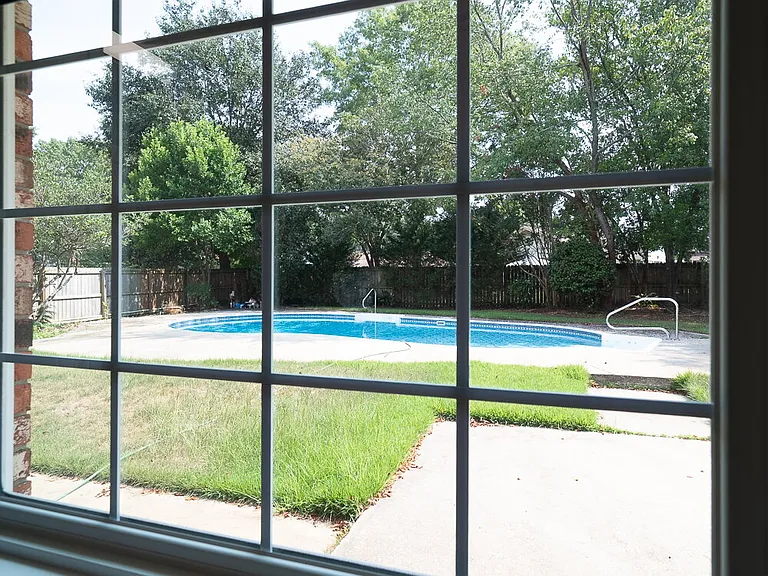 2704 Powhatan Dr — Photo 47