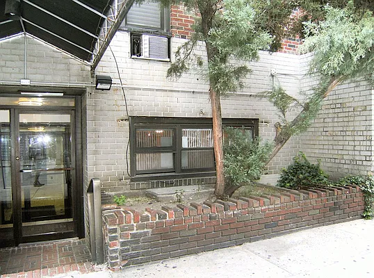 Rented by City Connections Realty | media 45