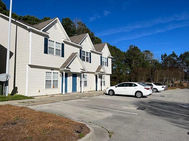 1st image of 163 Cornerstone Pl