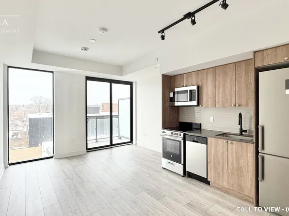 990 Bloor St W #513, Toronto, ON M6H 1L8