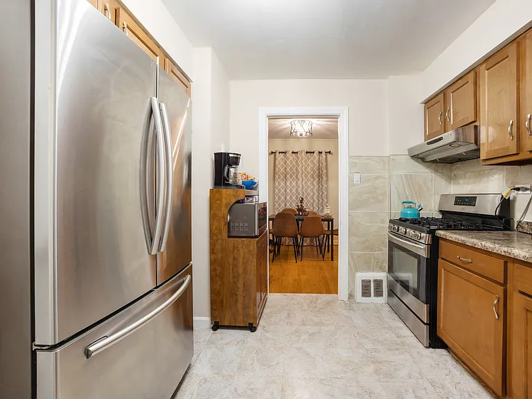 7448 Kenneth Ave — Photo 10