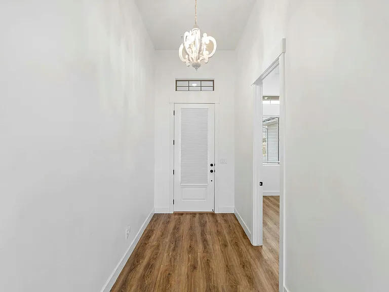 2628 S 3210 E — Photo 12