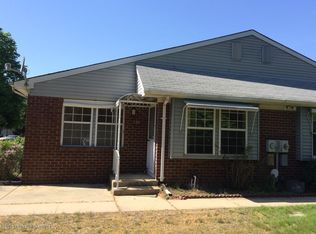 13 Golden Ct, Whiting, NJ 08759