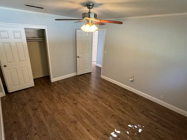 797 Washington Ave — Photo 2