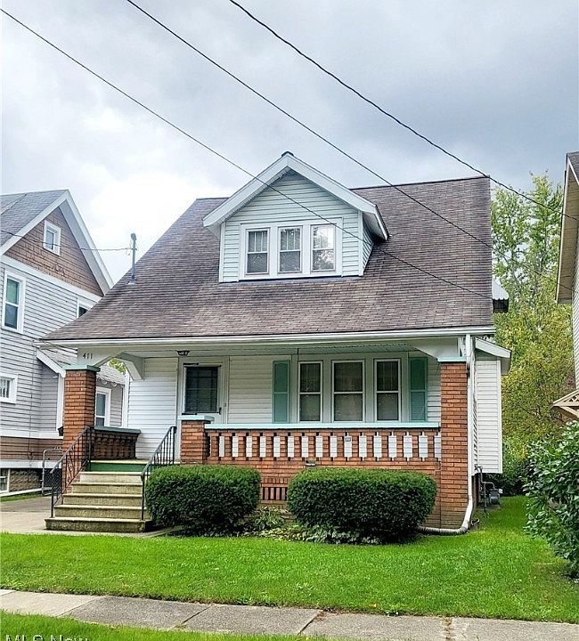 1st image of 411 W 27th St