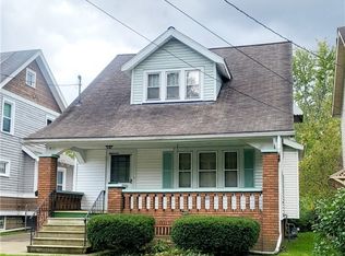 411 W 27th St, Lorain, OH