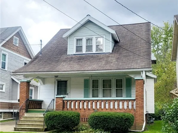 411 W 27th St, Lorain, OH 44055