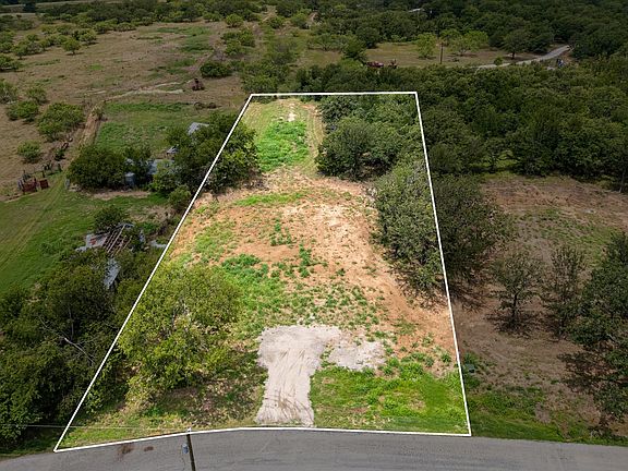 2nd image of 709 County Road 3355