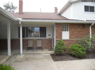 25415 Clubside Dr UNIT 9-12, North Olmsted, OH 44070