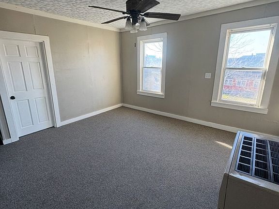4th image of 717-719 Brock Ave
