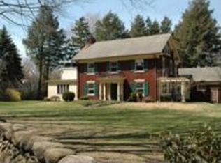 314 Strong Dr, Erie, PA 16505