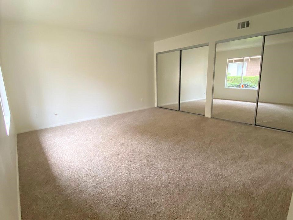 Master BR with large dual closets!