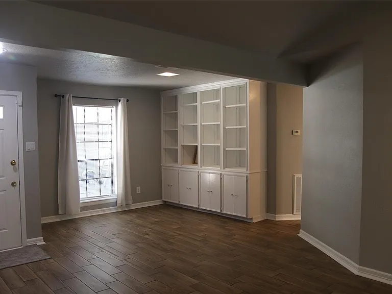 27 N Greenbud Ct — Photo 3