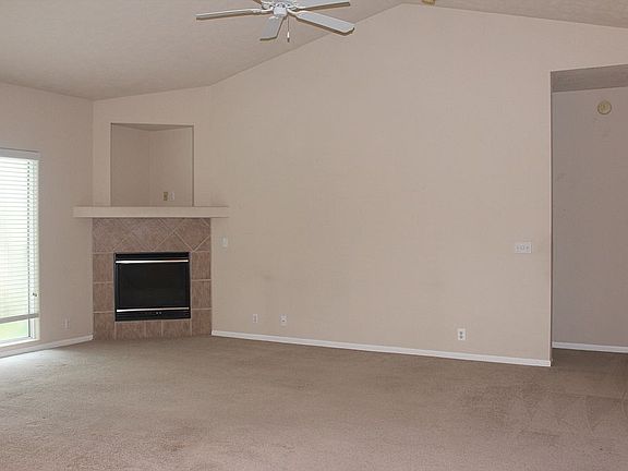 5th image of 3105 N 147th Cir