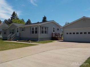 337 Washington Ave, Crystal Falls, MI 49920