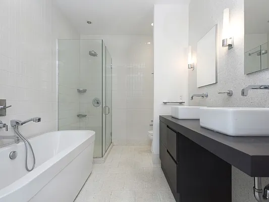Sold by Sotheby's International Realty | media 20