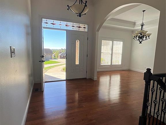 2nd image of 2234 Silver Campine Ln
