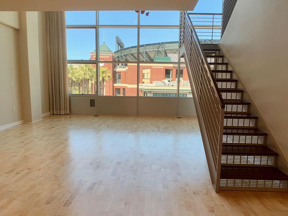 1st image of 207 King St APT 507