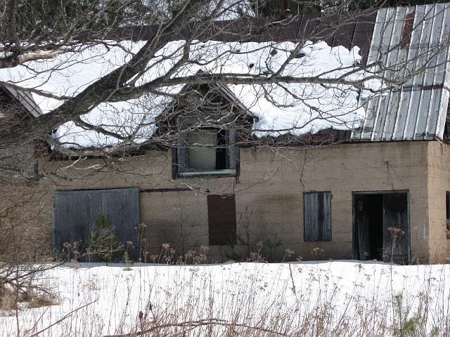 2nd image of 2382 Old 26 South Rd