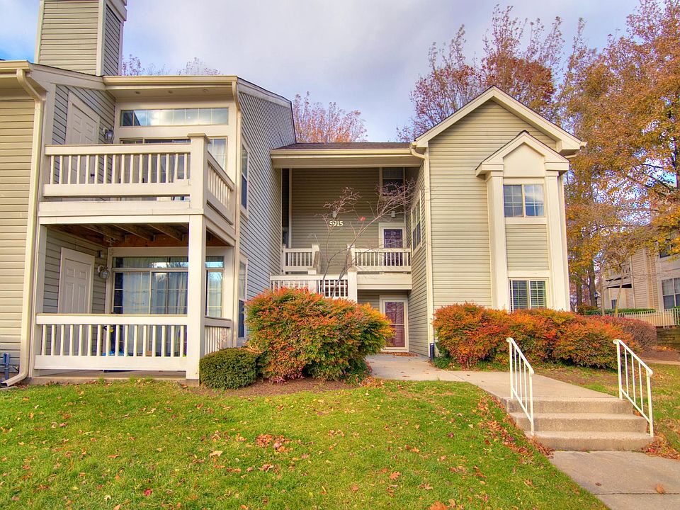 Unit located on upper floor