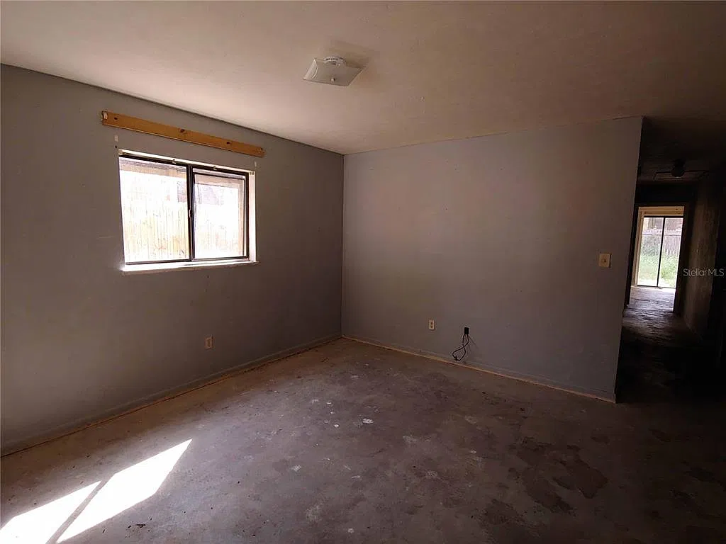 3 bed, 2.0 bath, 1168 sqft, $1,500 — Photo 3