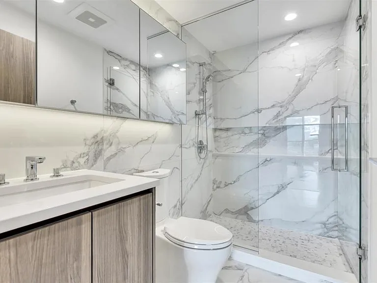 4890 Lougheed Hwy #1907 — Photo 12