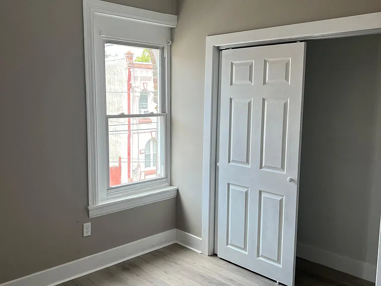 2239 N Van Pelt St — Photo 12
