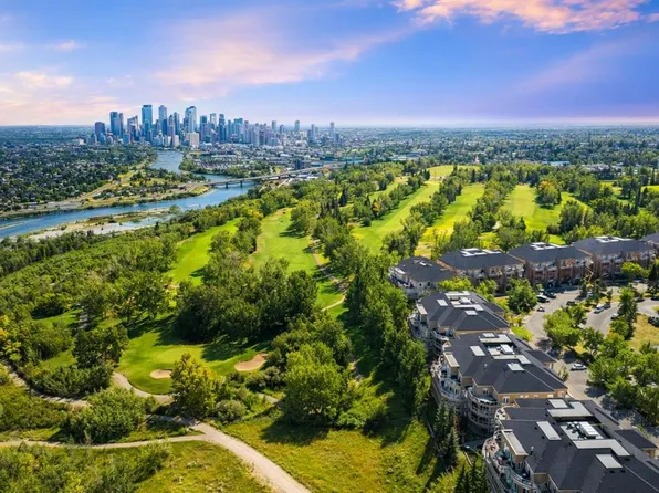 4 N Hemlock Cres SW #404, Calgary, AB T3C 2Z1